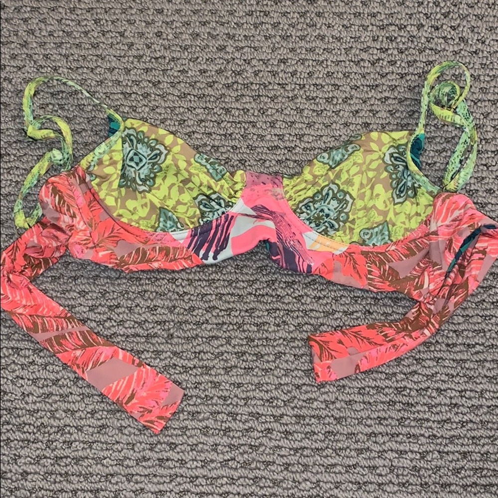 Maaji Reversible Cup Tie back Swim top